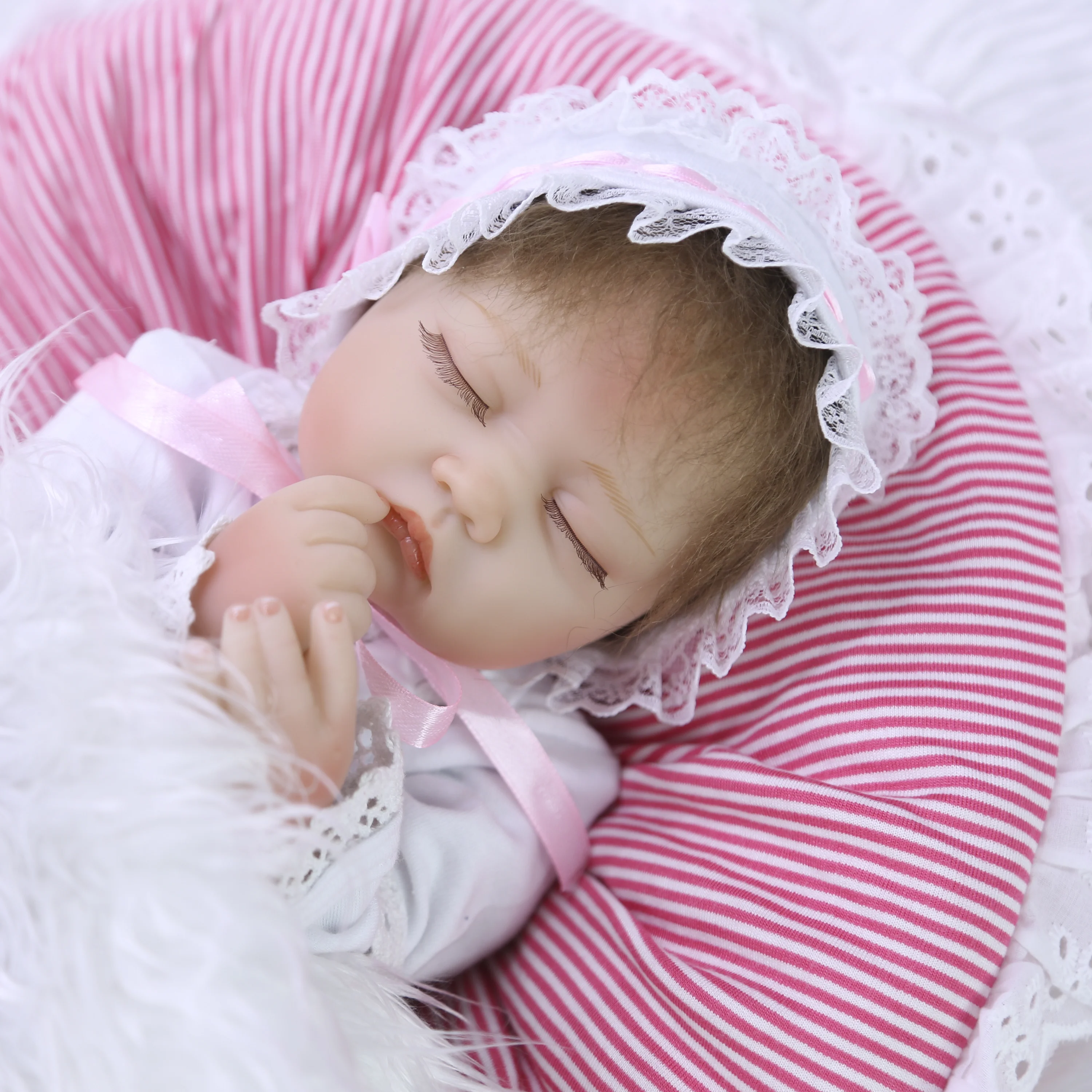 KEIUMI 17 дюймов Reborn для маленьких девочек куклы ткань боди Спящая кукла