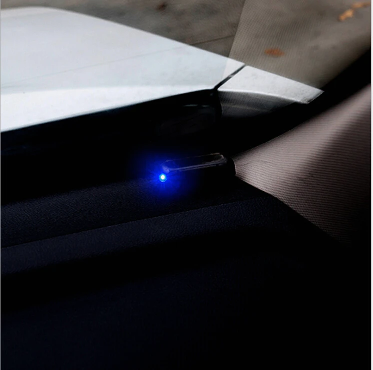 Автомобильная сигнальная лампа на солнечной батарее мигающая