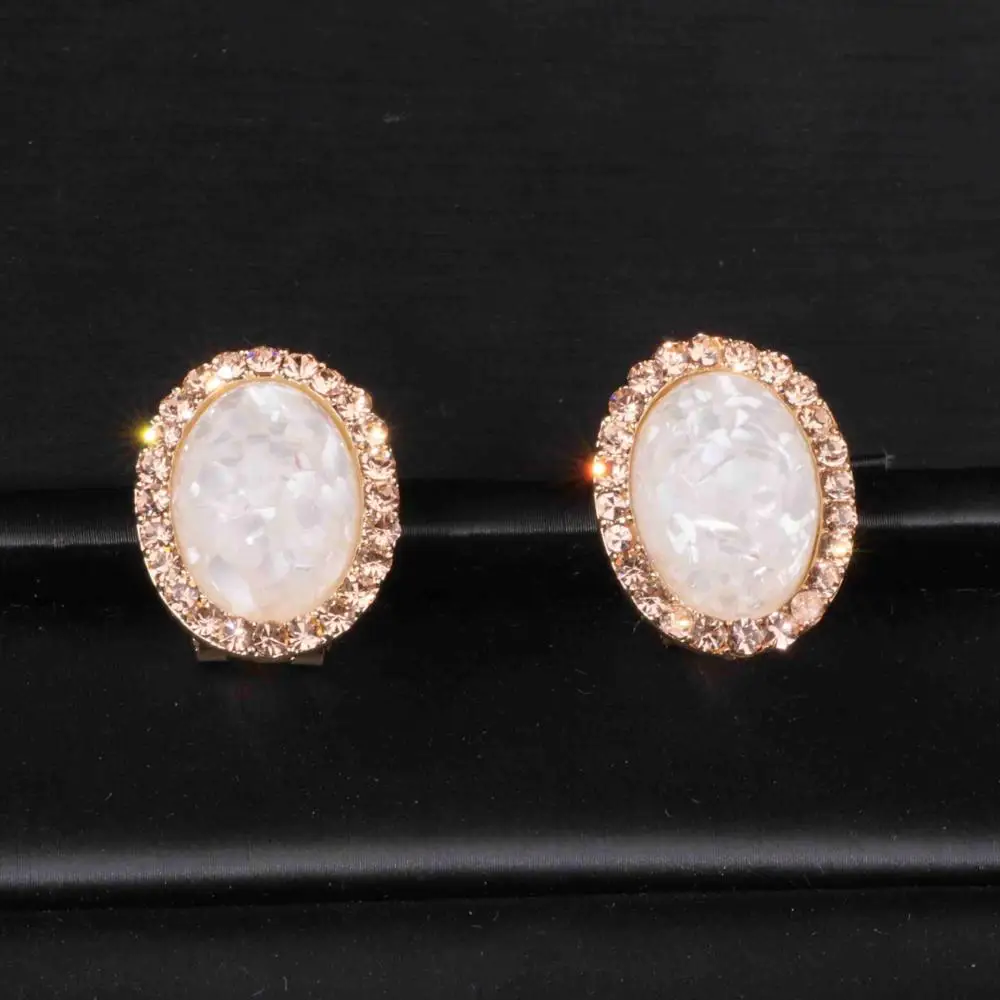 White Color Новые модные круглые серьги-гвоздики для женщин, очаровательные серьги с кристаллами, свадебные серьги, ювелирные изделия, элегантный подарок E1720 - Окраска металла: White Color
