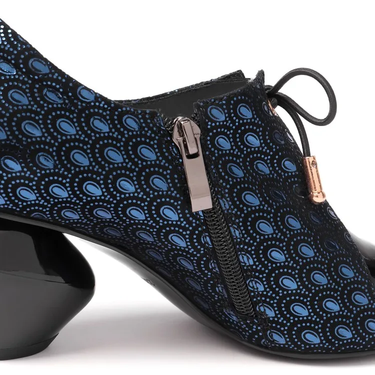 Женские туфли-лодочки из коровьей кожи на шнуровке с острым носком вечерние