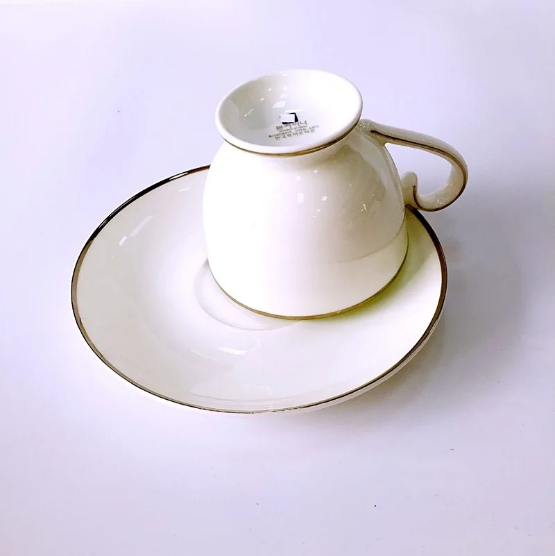Bone china coffee cup and dish export creative ceramic suit simple white afternoon milk | Дом и сад