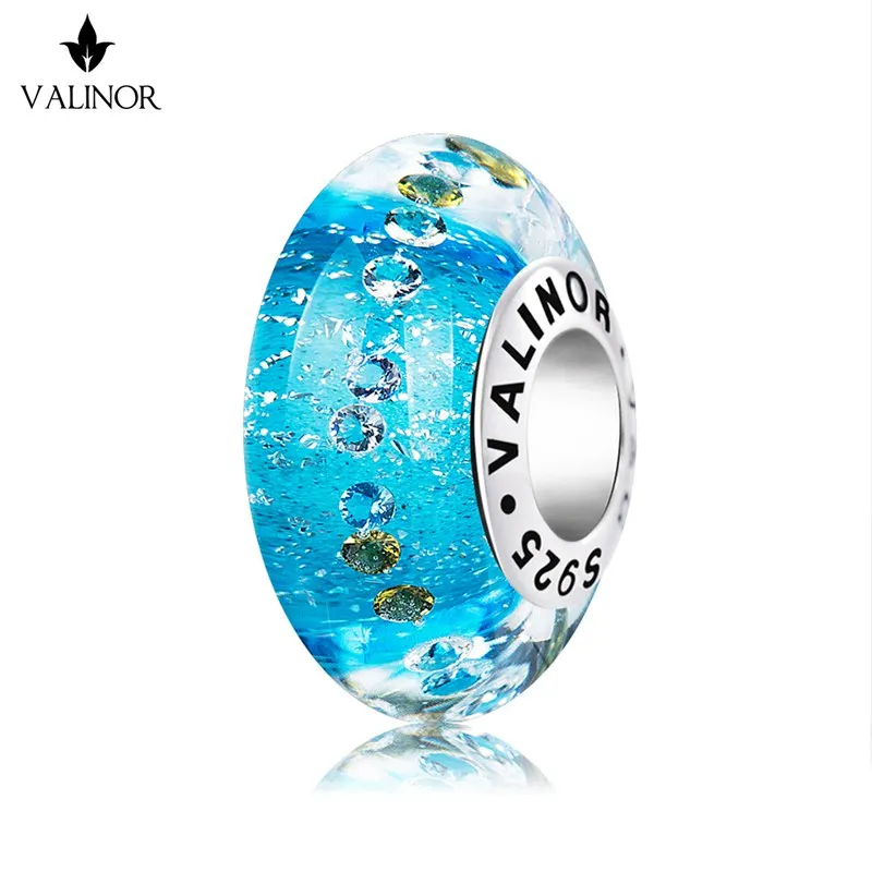 Мечтательные волны окруженные красочными фианитами искусственные серебряные