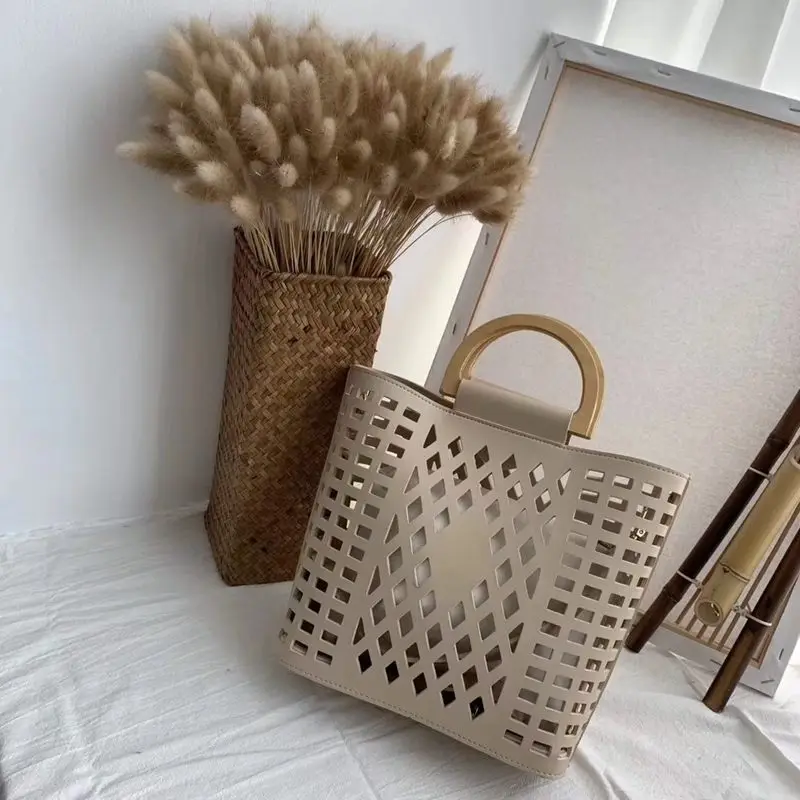 Women Bags Handbags 2019 Famous Brands Hollow Out Beach Bag Bolsa Feminina Wood handle tote bags PU leather shoulder bag S1890 | Багаж и
