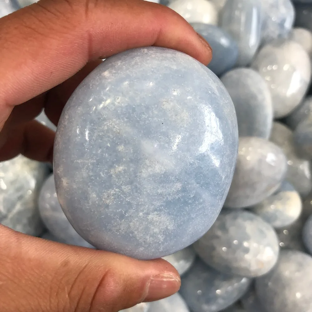 

1pcs Natural and beautiful lapis lazuli play