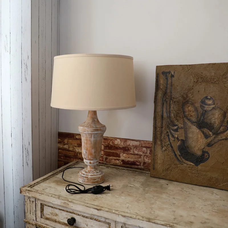 

American wooden study bedroom bedside lamp simple atmosphere warm eye protection energy-saving decorative table lamp