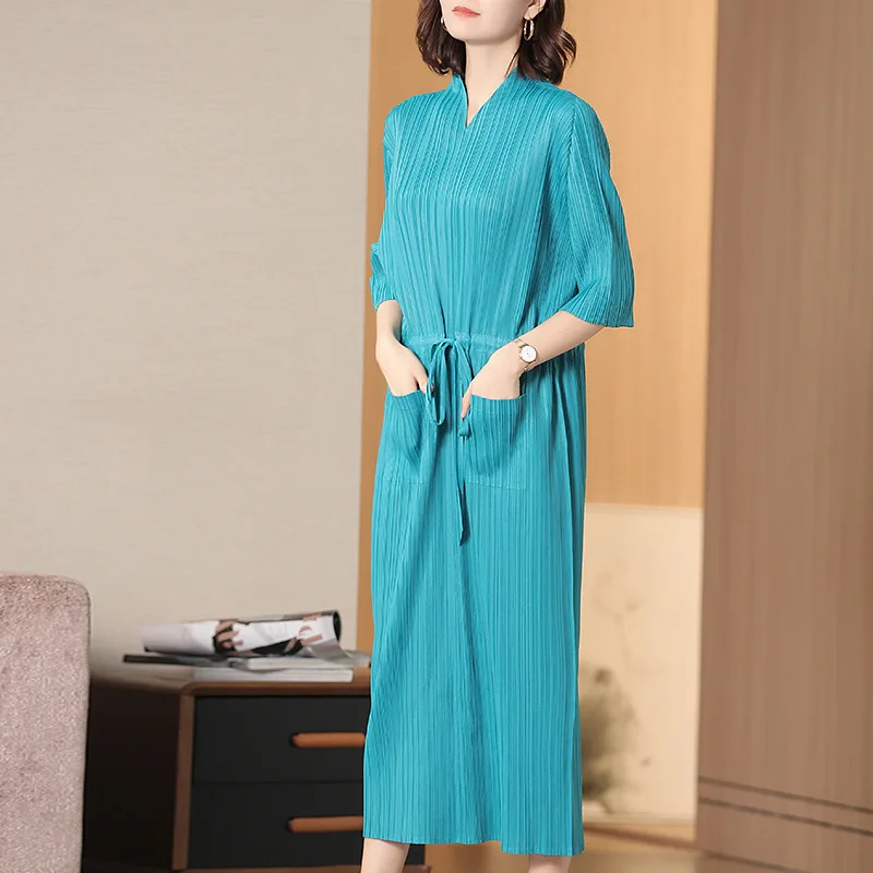 Женское платье-стрейч миди с V-образным вырезом | Женская одежда