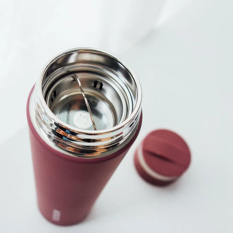 500 мл Изолированная чашка из нержавеющей стали тренд литературная вакуумная