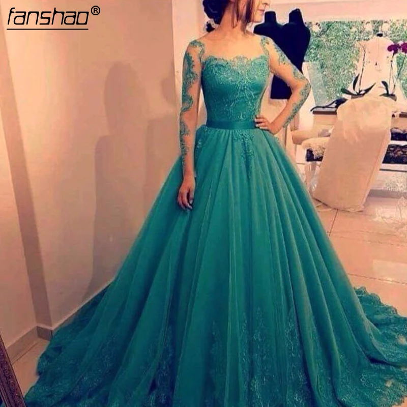 Индивидуальное бальное платье бирюзовое голубое для выпускного вечера