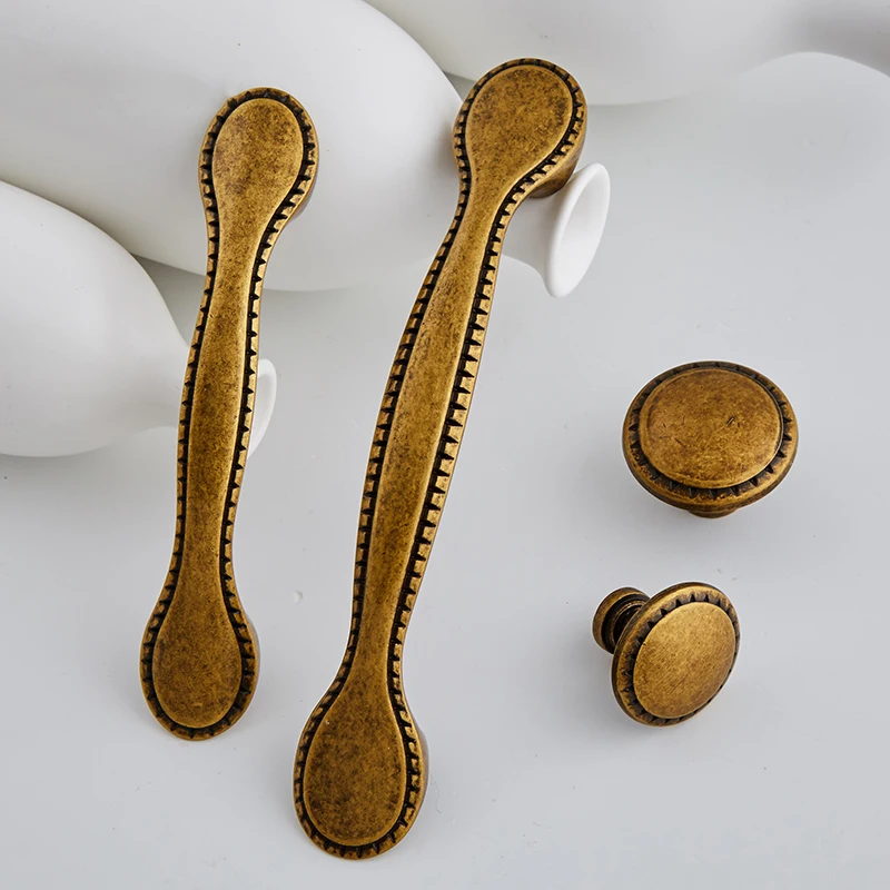 Антикварный 2 шт. Европейский ретро кухонный шкаф дверные ручки комод Ящик Винный