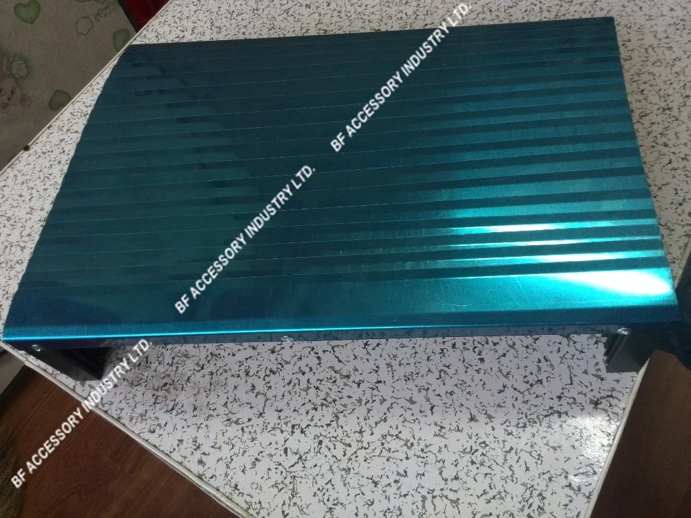 Вертикальный бронированный защитный кожух горячий фрезерный станок с ЧПУ для