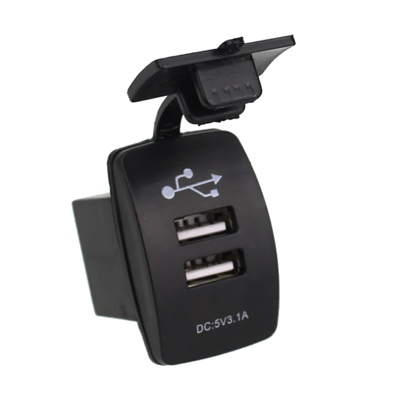 Автомобильное зарядное устройство с двумя USB портами в форме лодки а 5 В выход 12 24