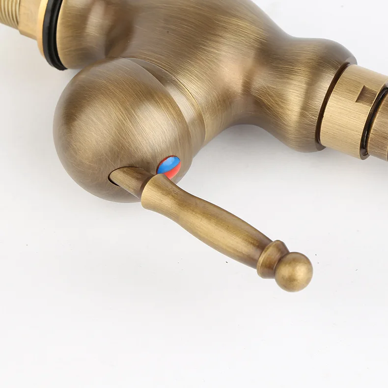 Европейский кухонный кран с плоской установкой Медный Ретро для горячей и