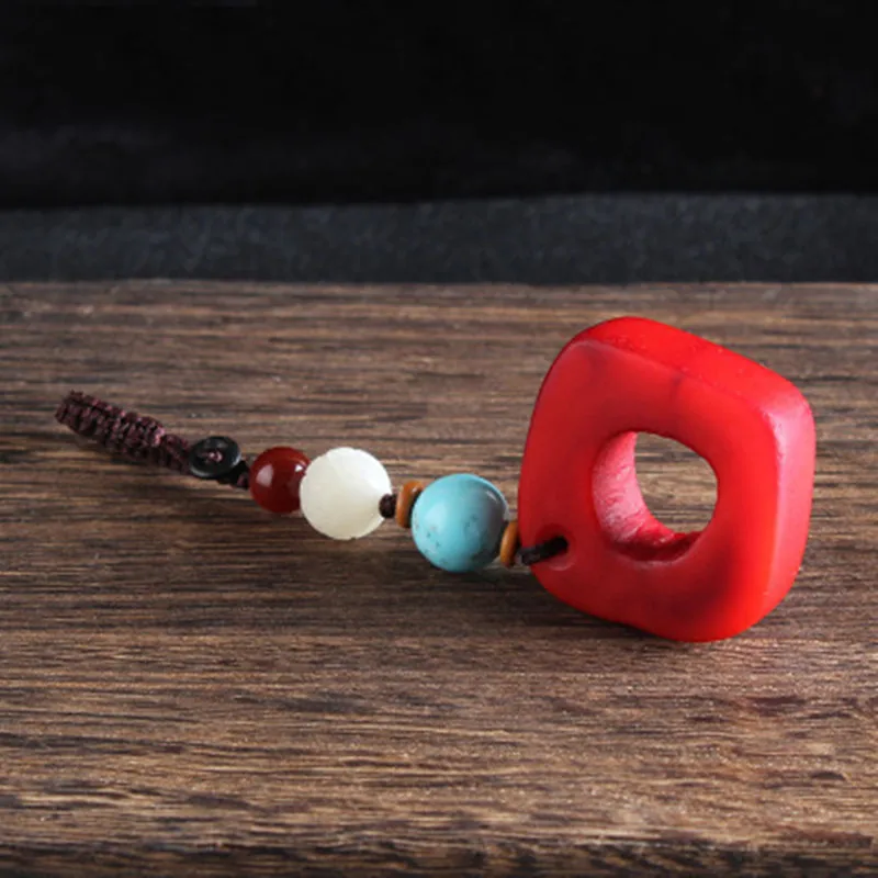 Оригинальная подвеска для автомобильного ключа из косточки говядины, ручной работы, вязанная верблюжьим волосом, креативные небольшие подарки для мужчин и женщин.