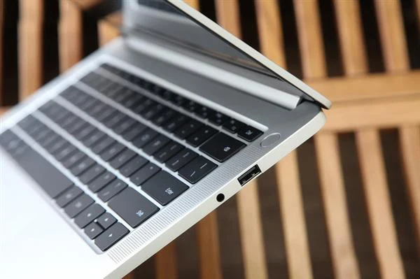 Новое поступление, ноутбук HUAWEI HONOR MagicBook, ноутбук 14 дюймов с процессором AMD Max 3,7 ГГц, 8 Гб оперативной памяти DDR4, 512 ГБ HD 1080P дисплей