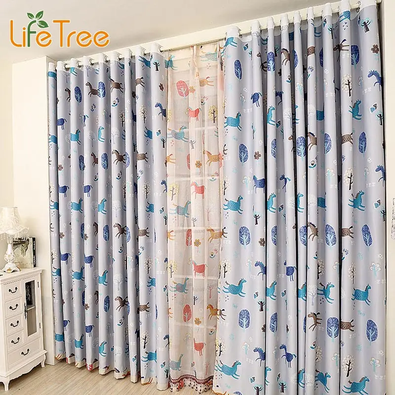 Цветная детская плотная шторка в спальню с принтом лошади двухсторонние