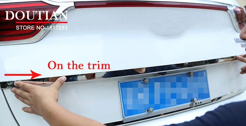 up the trim Подходит для Kia Sportage QL наклейка на заднюю дверь из нержавеющей стали Накладка на заднюю дверь багажника Аксессуары для стайлинга автомобилей - Цвет: up the trim