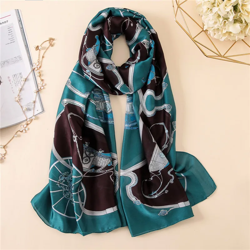 Classic horse silk scarves female 2018 new summer thin scarf wild sunscreen shawl air conditioning |