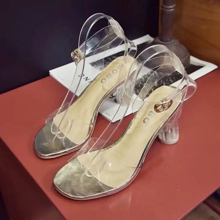 Женские прозрачные босоножки из ПВХ с одной пряжкой сезон лето Kardashian Zapatos De Mujer