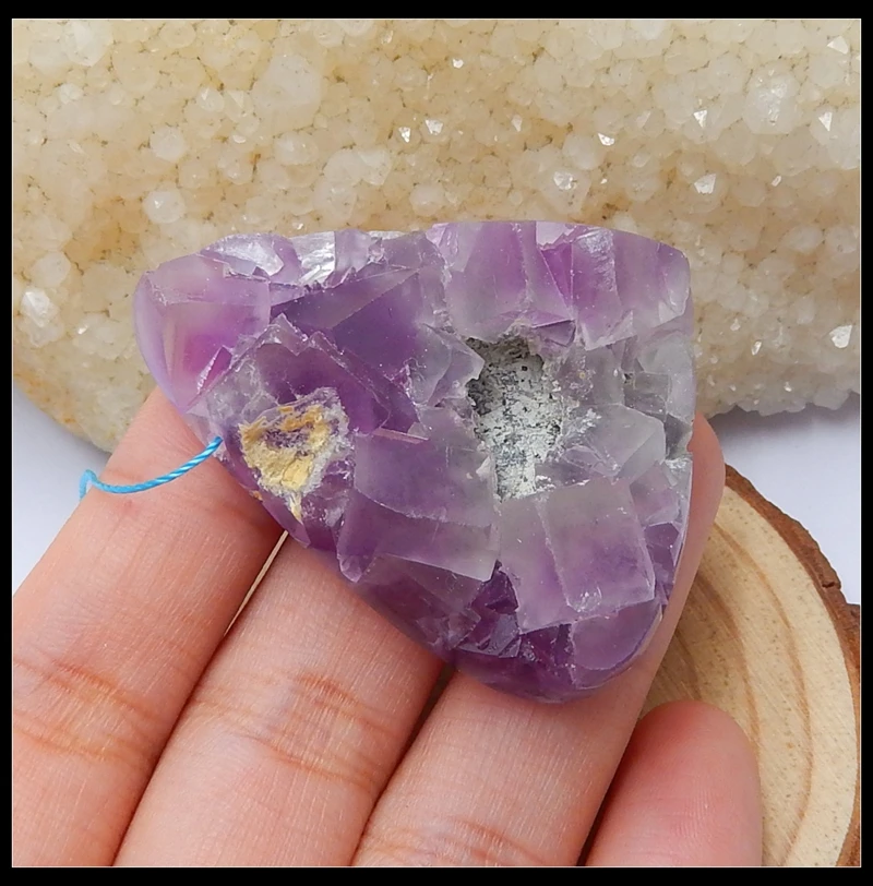 1 шт. Drusy Аметист треугольной формы отверстие сбоку ожерелье подвеска 43x35x14 мм 30,7 г