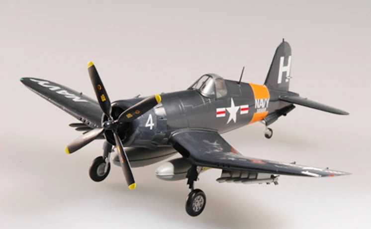 Труба 1: 72 модель готового изделия для морской войны США F4U 4 пиратский боец 37239| |