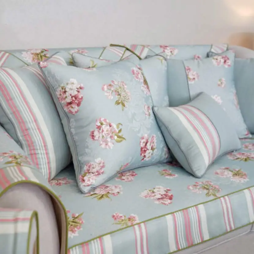 Элегантные подушки из жаккардовой ткани в Пасторальную синюю цветочную