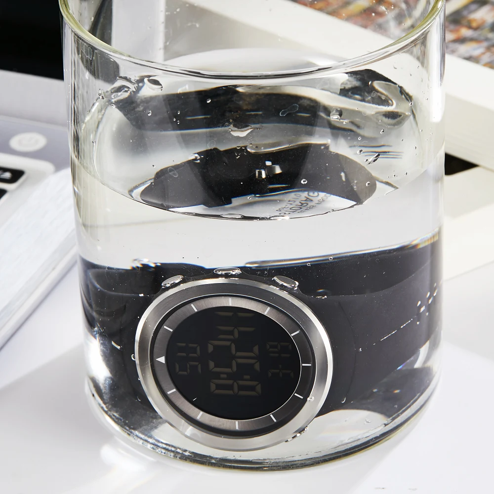 Мужские часы с ЖК дисплеем серебристые белые для мальчиков мужские 50 м