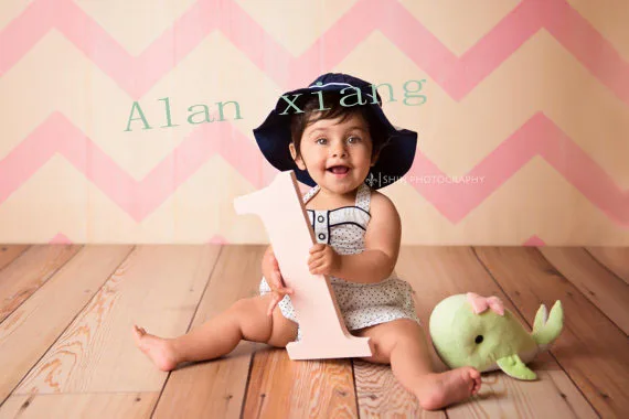 1 Sign Baby Photo Prop First Birthday One Sign "1", First Birthday Sign, Wooden Age Numbers Photography Props