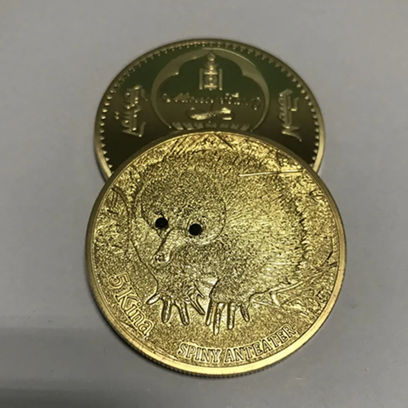 1 pcs Non Magnetic spiny anteater Mongolia wild life animal with diamond eyes gold plated badge 40 mm souvenir decoration coin | Дом и сад