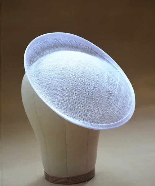 25*25 см круглое блюдце Sinamay вдохновил окуня шляпу чародей millinery база B055 - Цвет: white