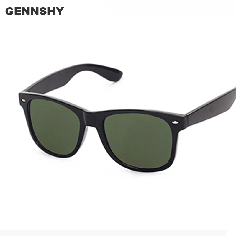 

Женские солнцезащитные очки с поляризацией, в черной оправе