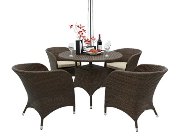 Наружная мебель для внутреннего дворика с 4 стульями | Мебель