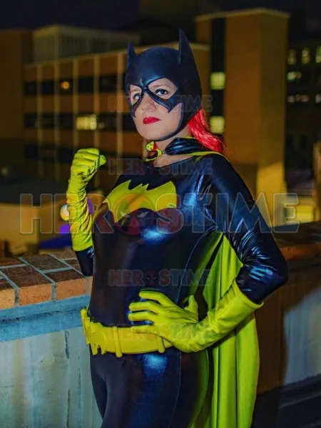 Женский костюм супергероя Batgirl блестящий черного и желтого цвета на Хэллоуин для