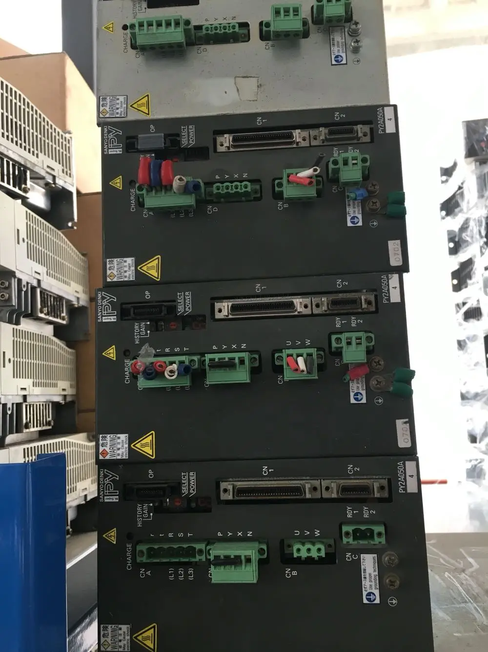 

Servo drive PY2A050A4, используется один, 90% ВНЕШНИЙ ВИД НОВЫЙ, 3 месяца гарантии, быстрая доставка
