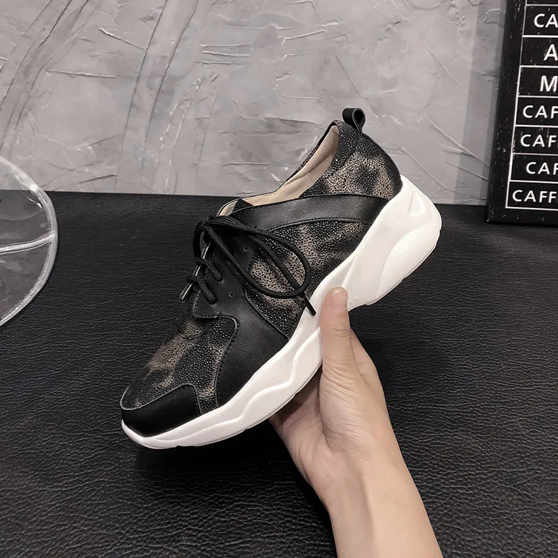 

Hot Casual Lady Shoes Genuine Leather Flat Platform Lace Up Sneakers Top Quality Trend Fashionable Black Femininos Shoes Spring