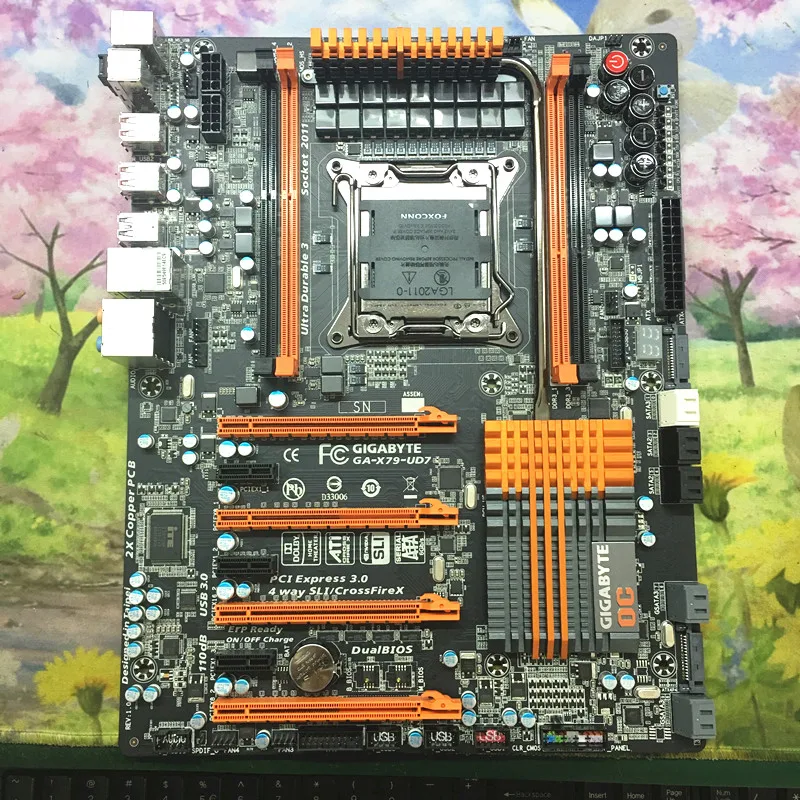 Для Gigabyte GA-X79-UD7 X79-UD7 DDR3 LGA2011 поддержка E5 2670 32nm I7 3960X X79 материнская плата(P9X79 PRO DELUXE WS SABERTOOTH X79