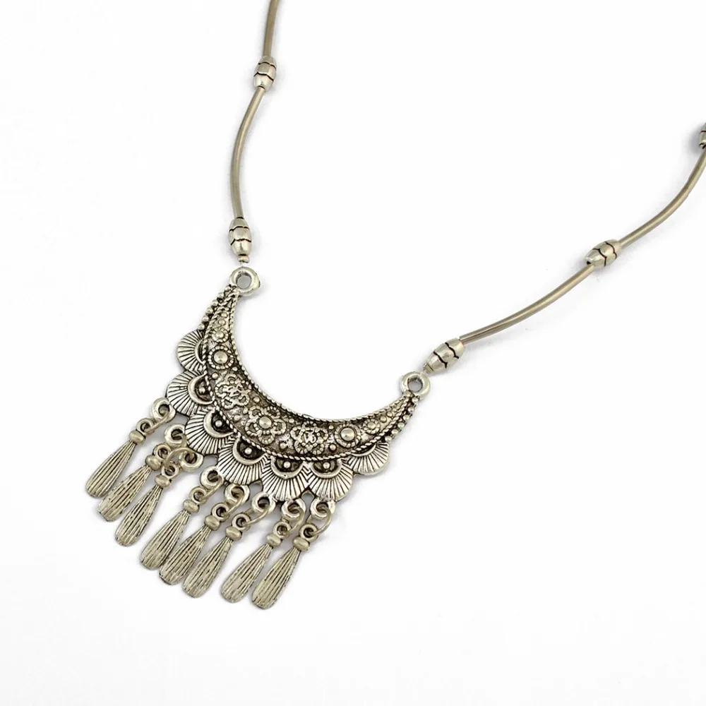 Популярные для Женщин Бабочка Кисточкой Форма Посеребренная Шарма Цепи Короткое