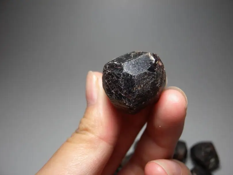 1000 г натуральный красный гранат оригинальные кристаллы образцы|specimen| |