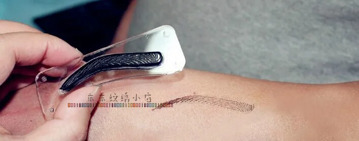 Набор пластиковых трафаретов для бровей одноразовая линейка наклейки