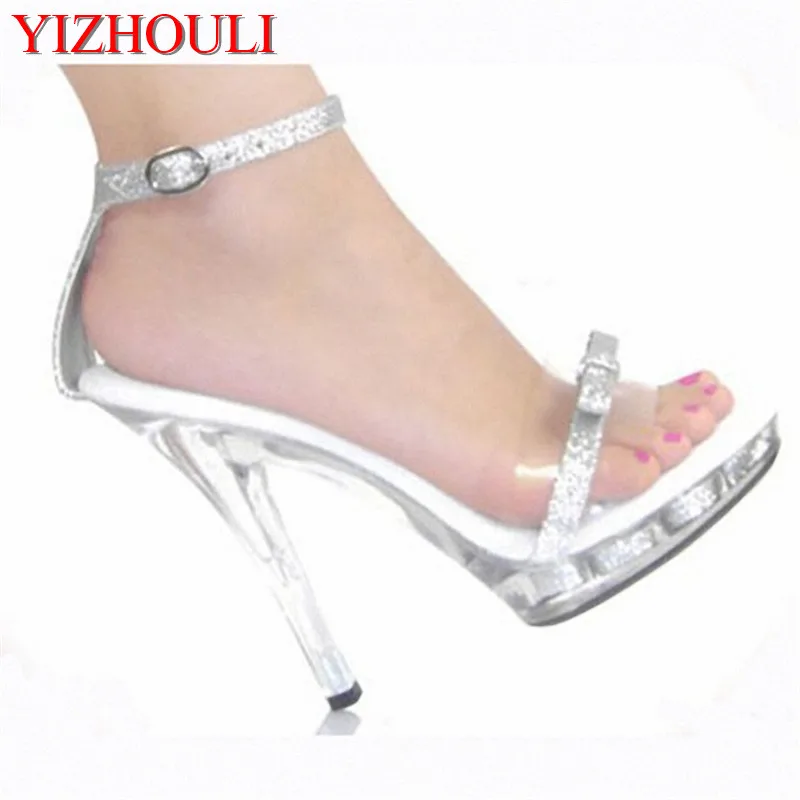 

13cm Fashion shows silver bow Flash powder bag with sandals model runway shows shoes Clubs appeal colourful shoes