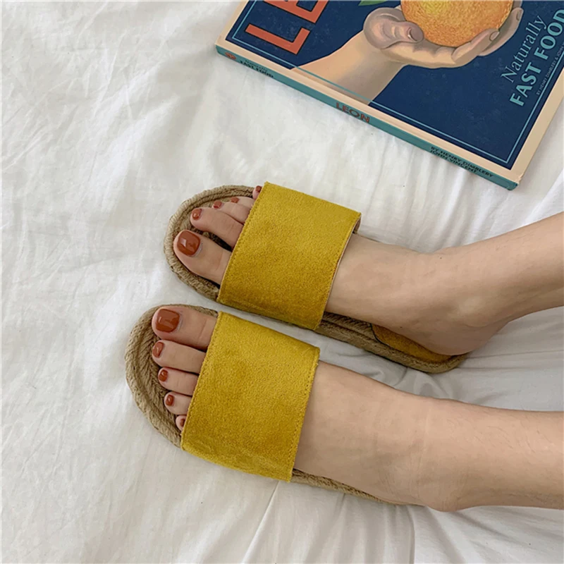 Летние шлепанцы Женская Легкая однотонная обувь из флока высокого качества в