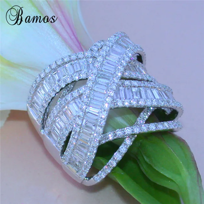 Женское кольцо из белого золота с геометрическим узором|Кольца для помолвки| |