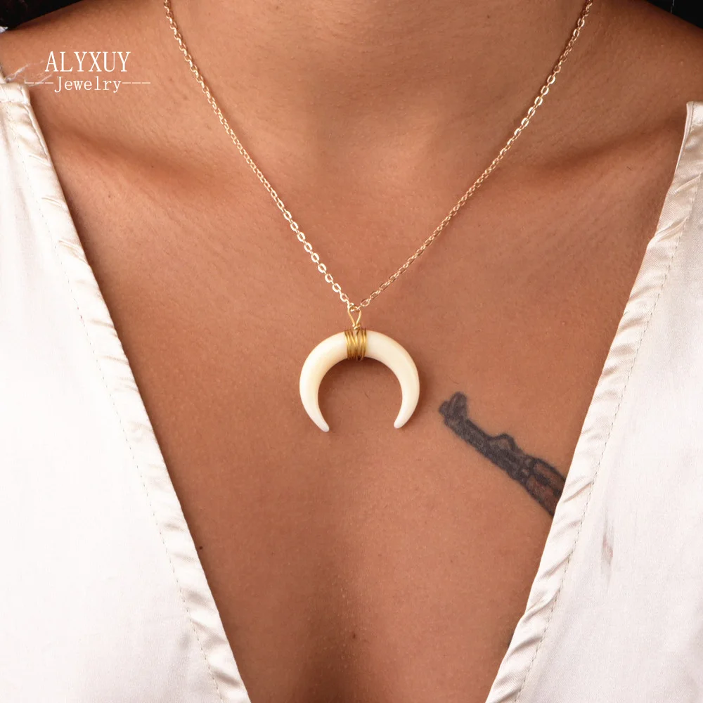 New fashion jewelry moon Crescent pendant necklace mix color gift for women girl N2051|fashion jewelry|jewelry fashiongifts |