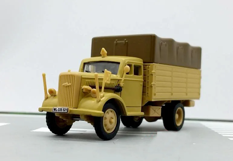 

rare Special Offer 1:72 German 3-ton truck model simulation product display box Military model Alloy Collection Model