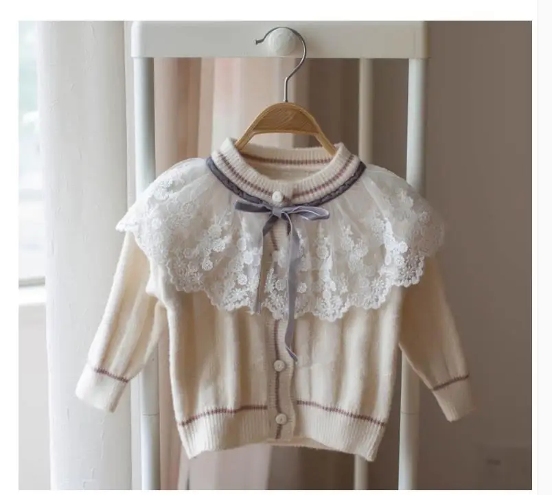

Baby lace sweater