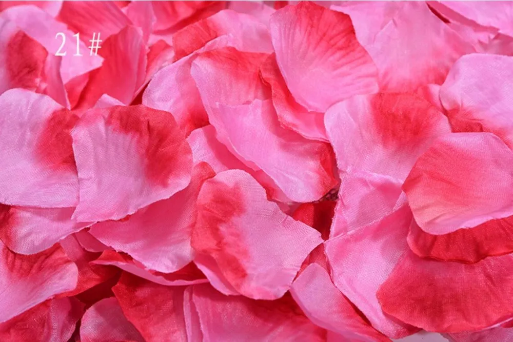 

5,000pcs 4.5*4.5cm Gradient Hot Pink Rose Flower Leaves Petals For Wedding Party Holiday Venue Decoration Color-21