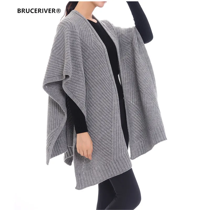 Женский вязаный свитер с шерстью |