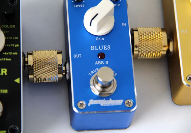 Бесплатная доставка педаль эффектов шнур питания серия PC C колонна разъем