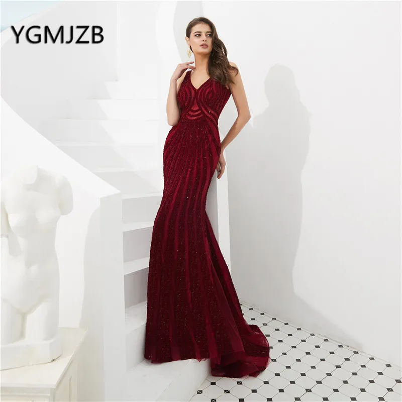 

Burgundy Evening Dress Long 2019 V Neck Tulle Crystal Beads Sleeveless Luxury Dubai Mermaid Prom Party Dress Formal Evening Gown