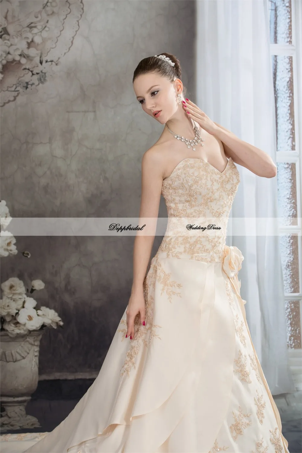 Оптовая продажа свадебное платье линии милая атласная бисероплетение Sequines длина