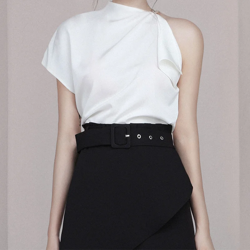 Женское асимметричное платье Max Spri белое мини-платье с асимметричным плечом и